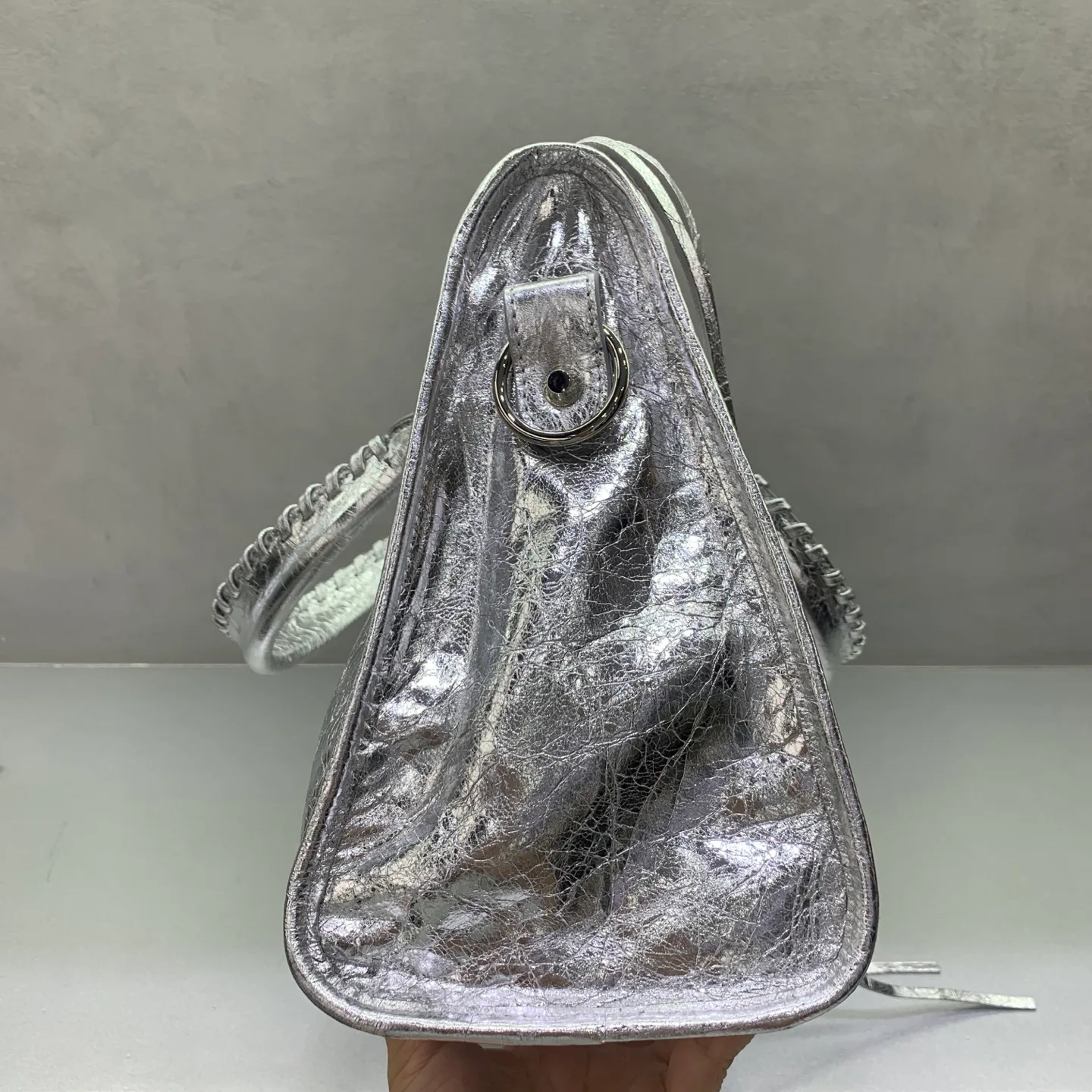 Классические Сумки Женские Balenciaga 18136160