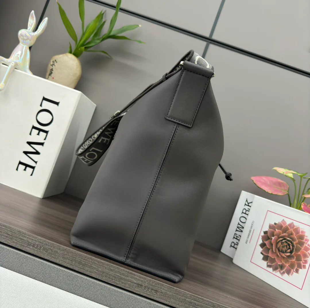 Классические Сумки Женские Loewe 13401762
