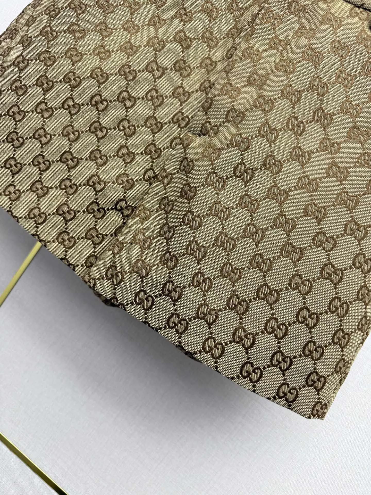 Шорты Женские Gucci 11417210