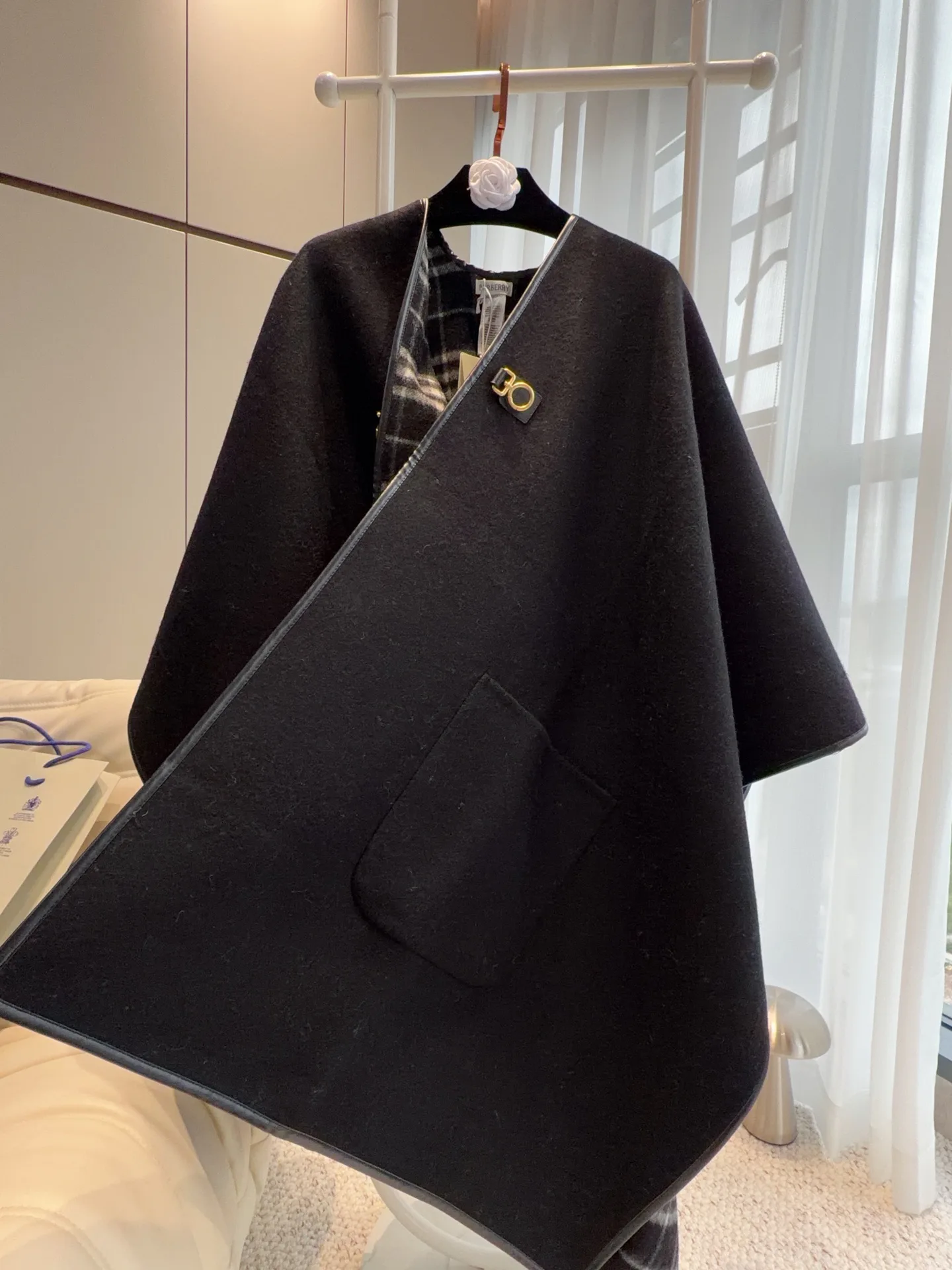 Пальто Женские Burberry 19089851