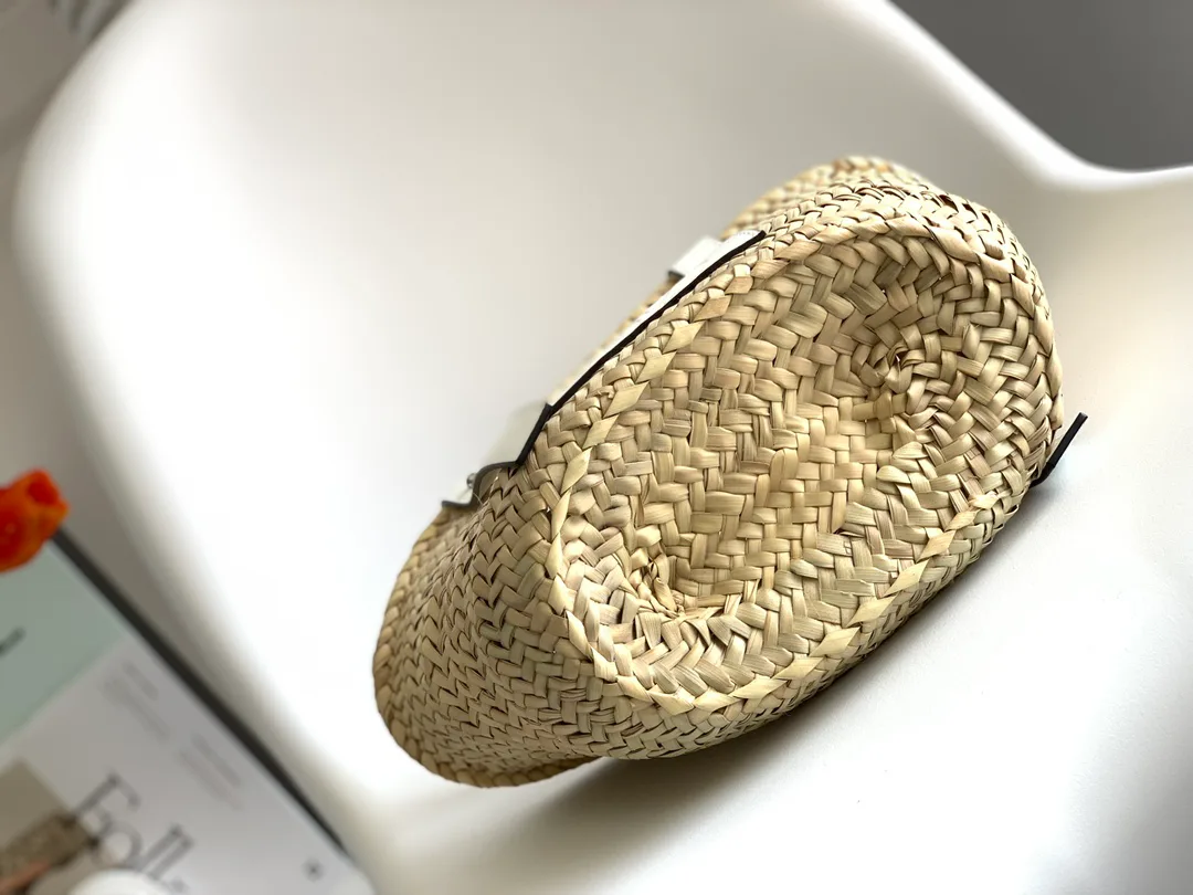 Классические Сумки Женские Loewe 12172480