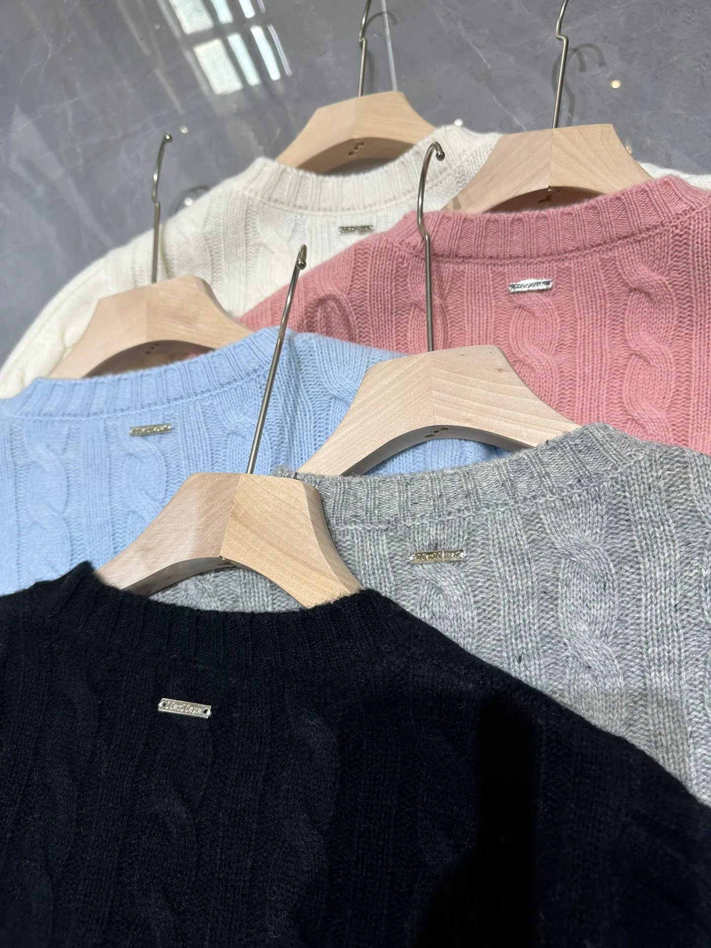 Джемперы Женские Max Mara 9832