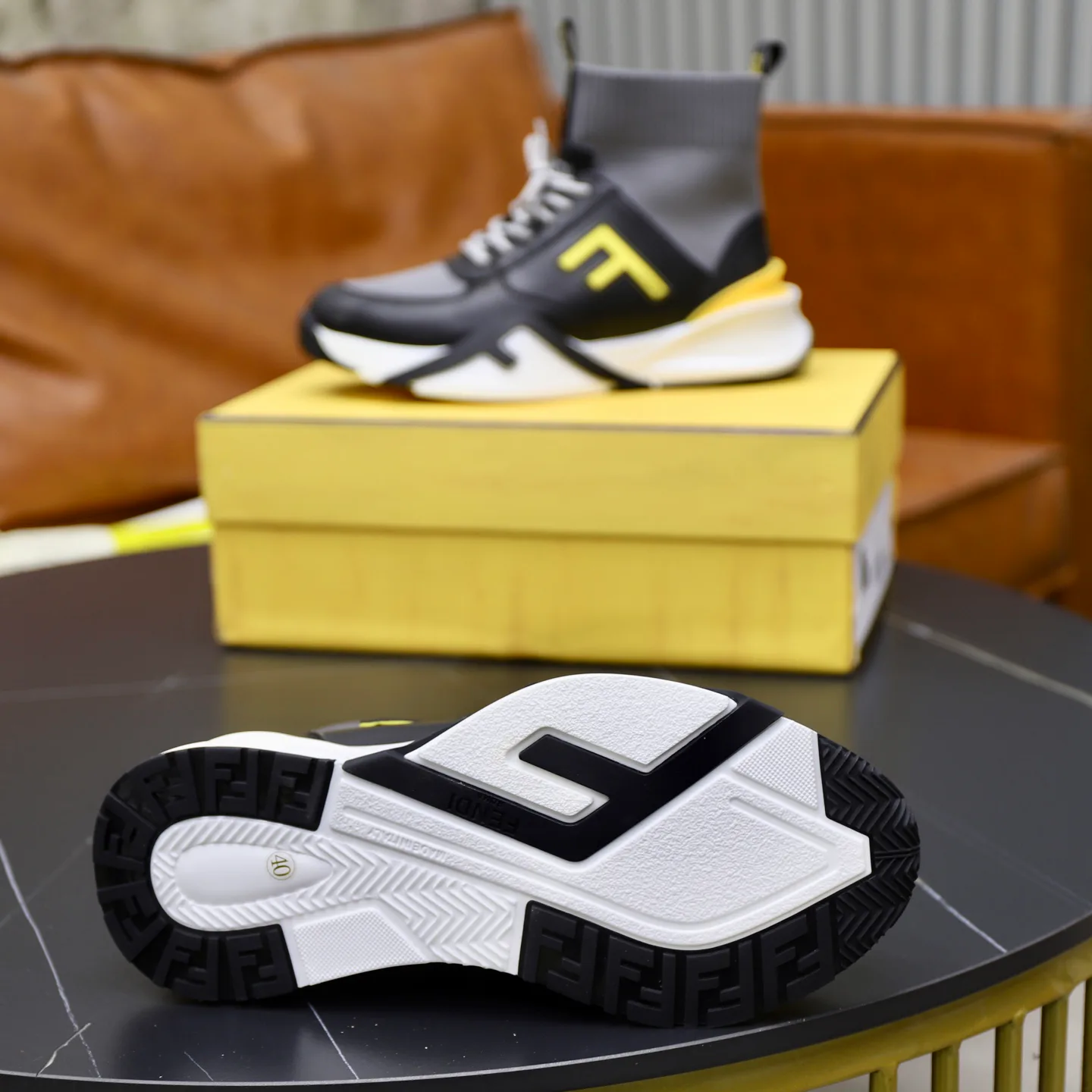 Кроссовки Женские Fendi 211481