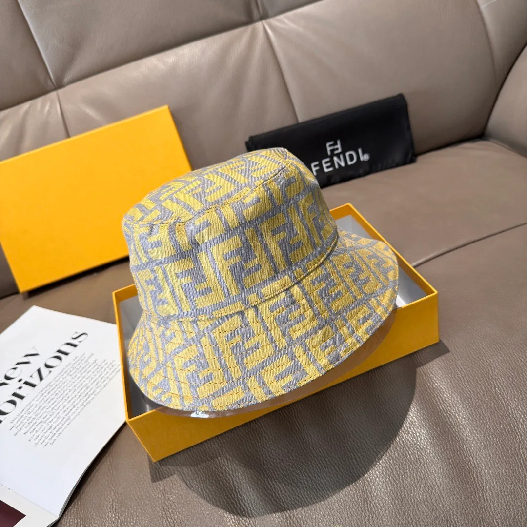 Головные Уборы Fendi 17604827