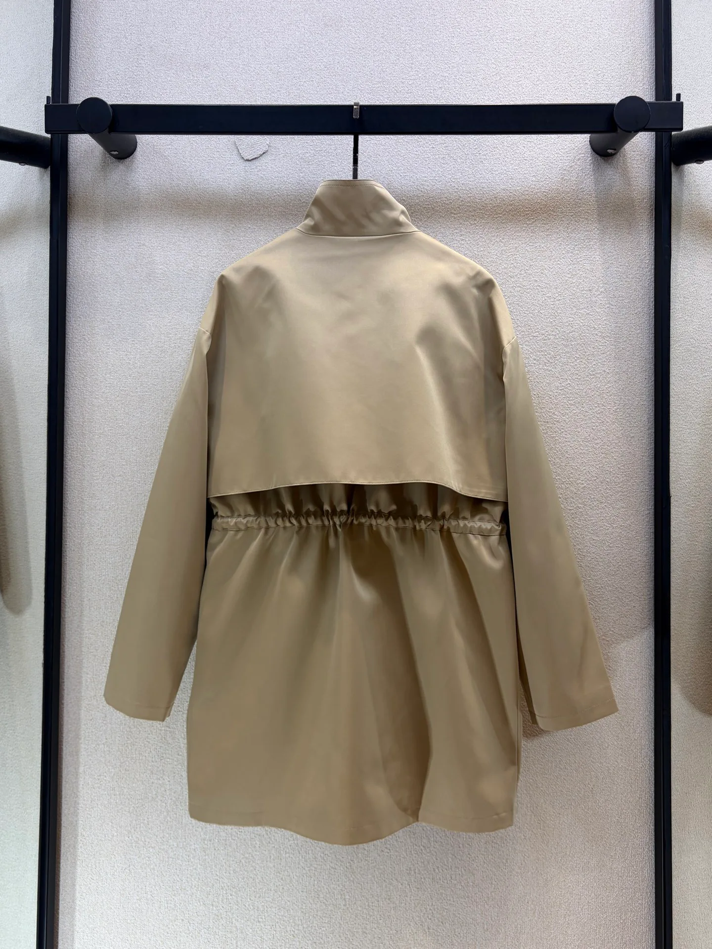 Тренчи Женские Prada 18506573