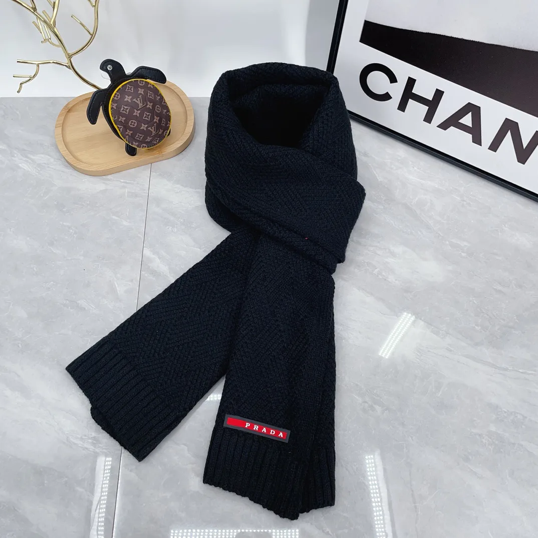 Головные Уборы Prada 433004