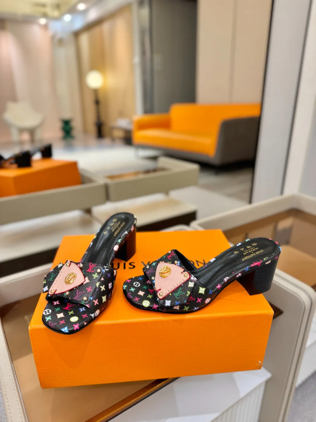 Сандалии Женские Louis Vuitton 11646779