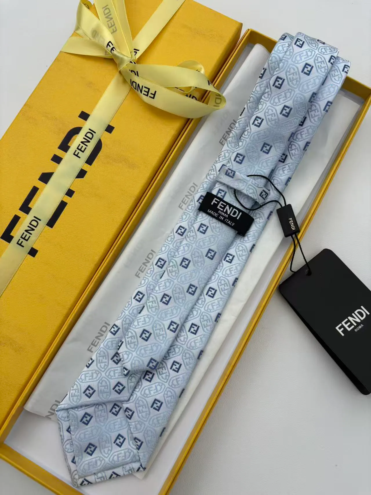 Платки Fendi 14648036