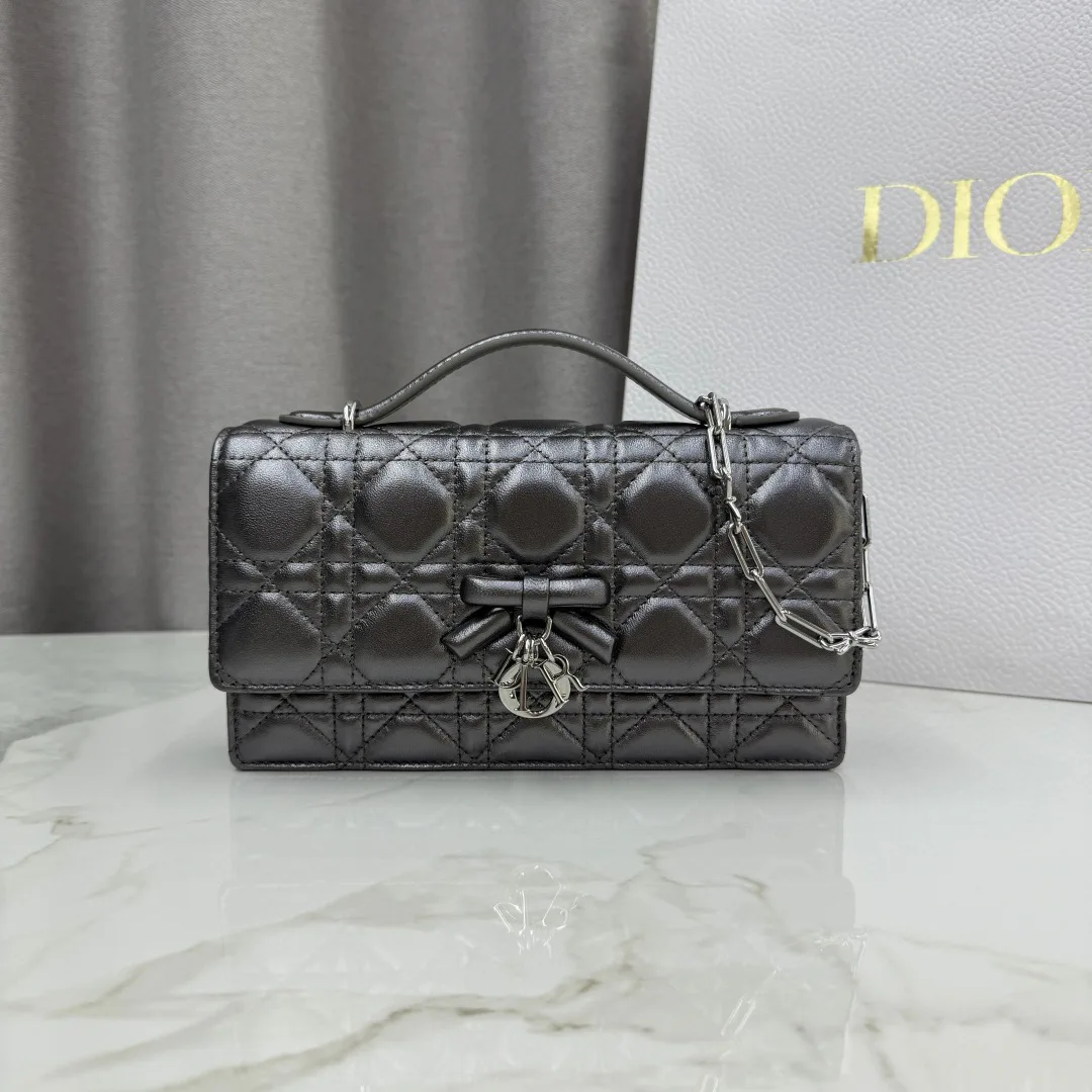 Классические Сумки Женские Christian Dior 18116375