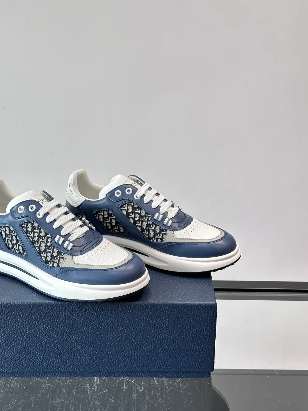 Кроссовки Женские Christian Dior 700567