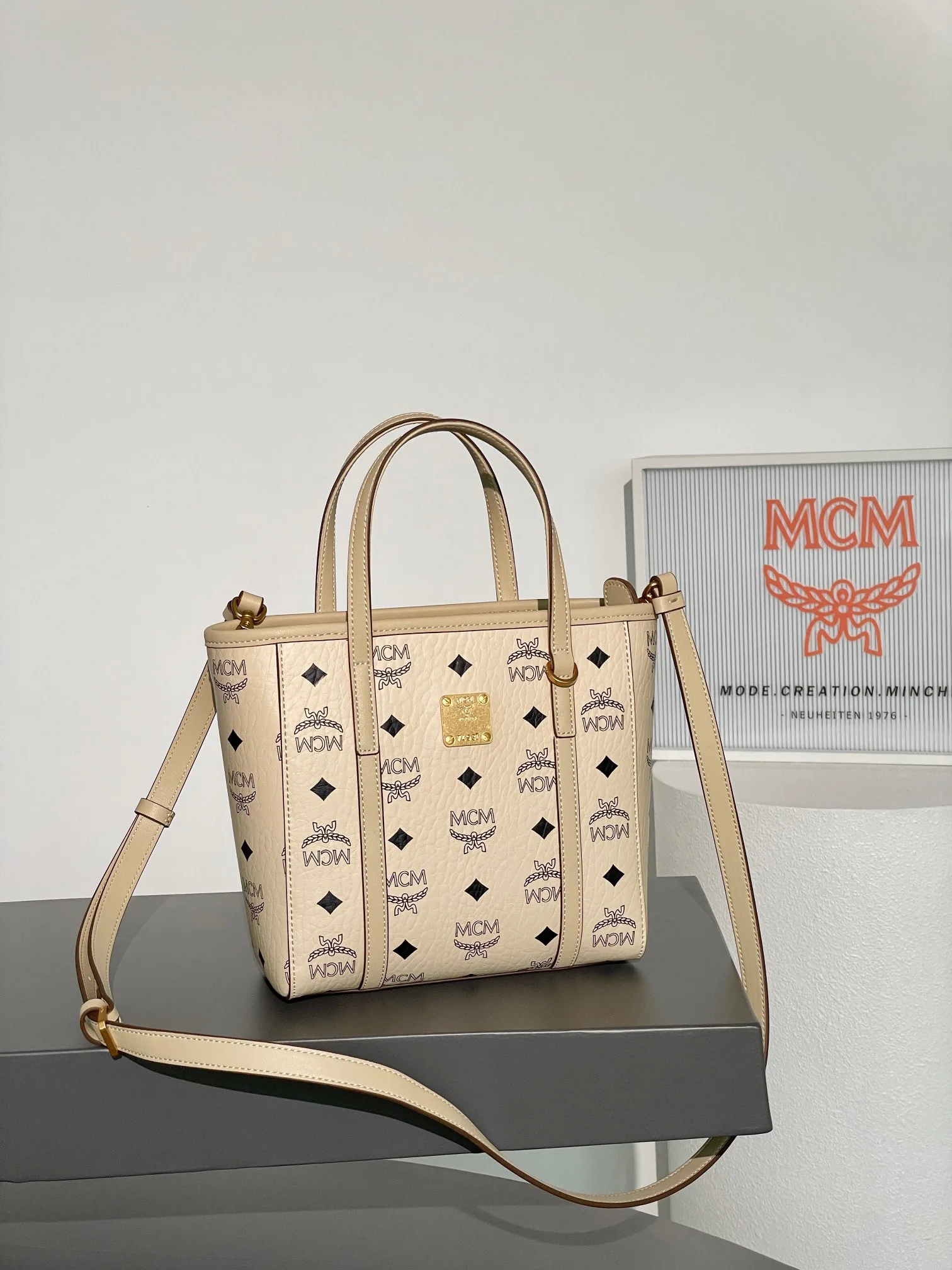 Сумки На Ремне Женские Mcm 397912