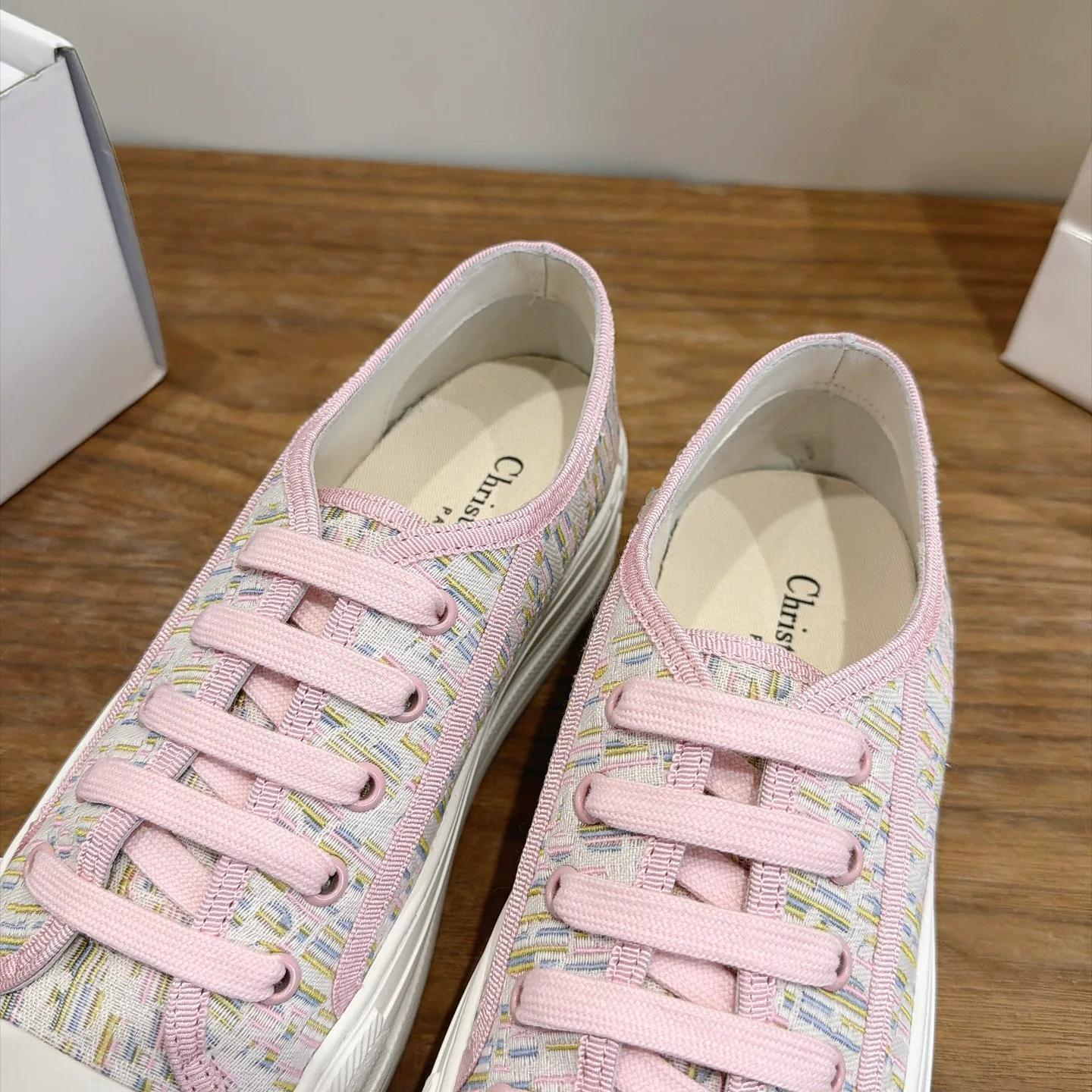 Кроссовки Женские Christian Dior 18034456