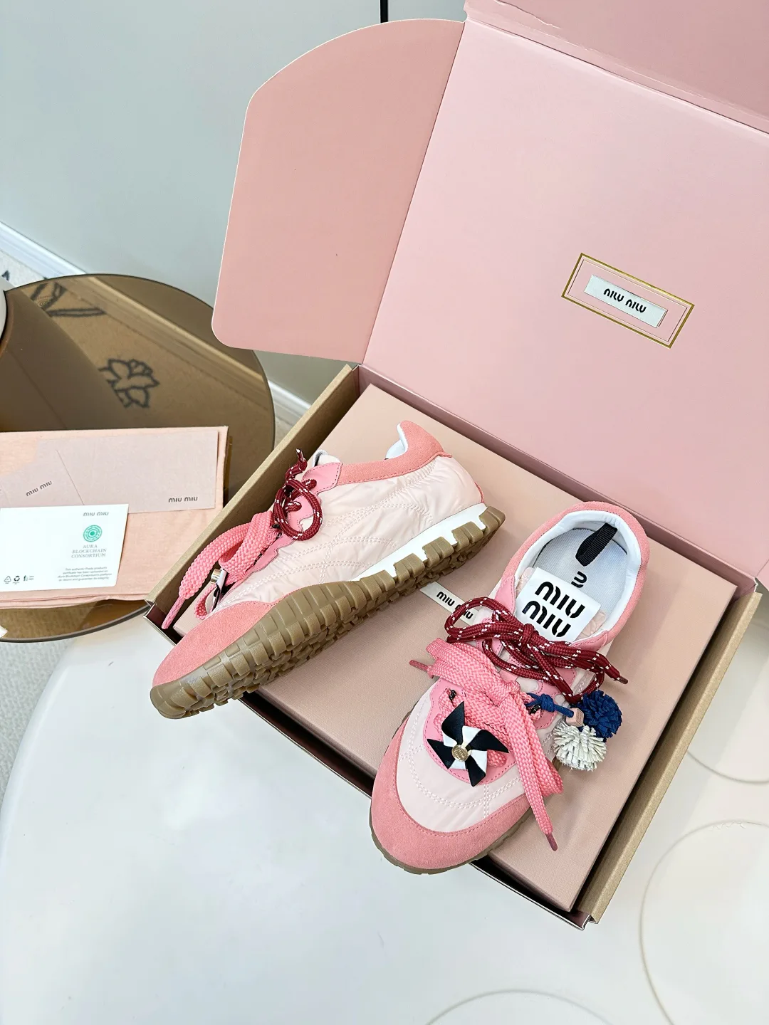 Кроссовки Женские Miu Miu 65640