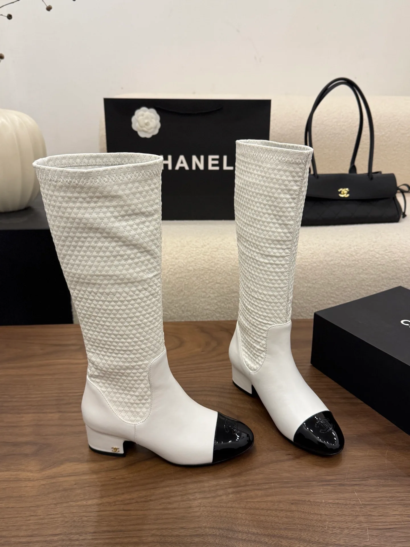 Сапоги Женские Chanel 19050159