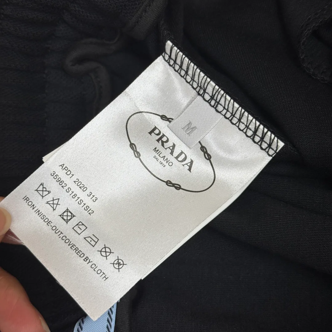 Шорты Женские Prada 11885578
