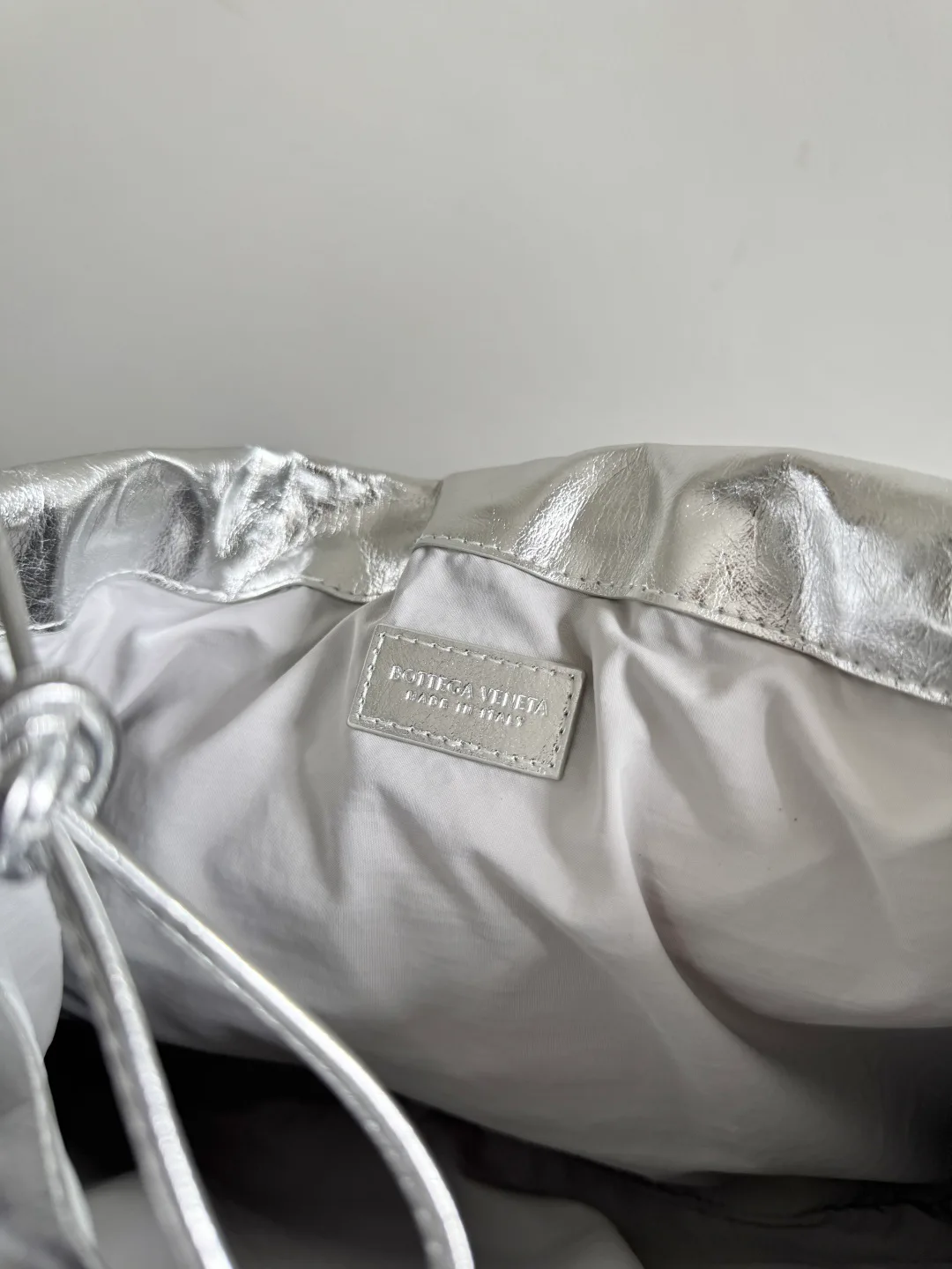 Сумки На Ремне Женские Bottega Veneta 11255429