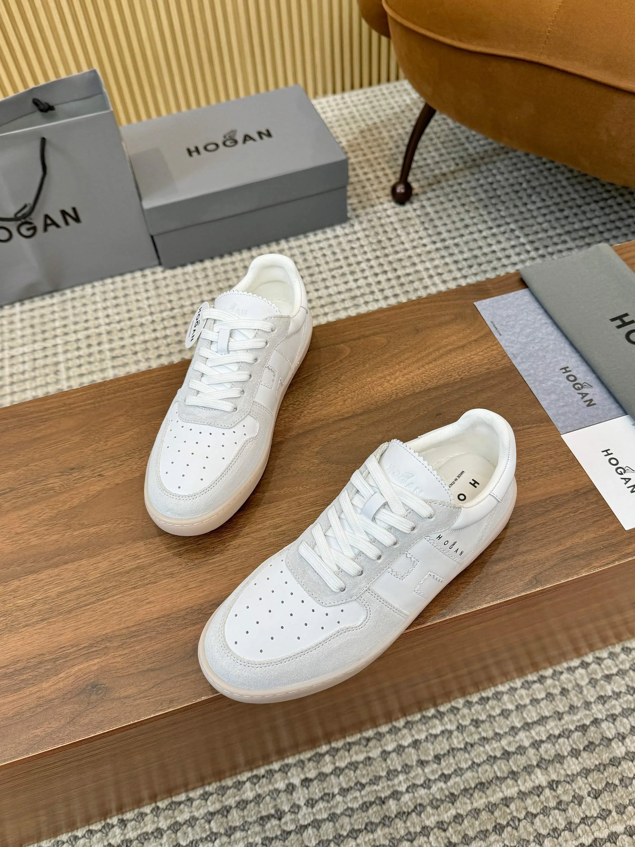 Кроссовки Женские Hogan 12783903