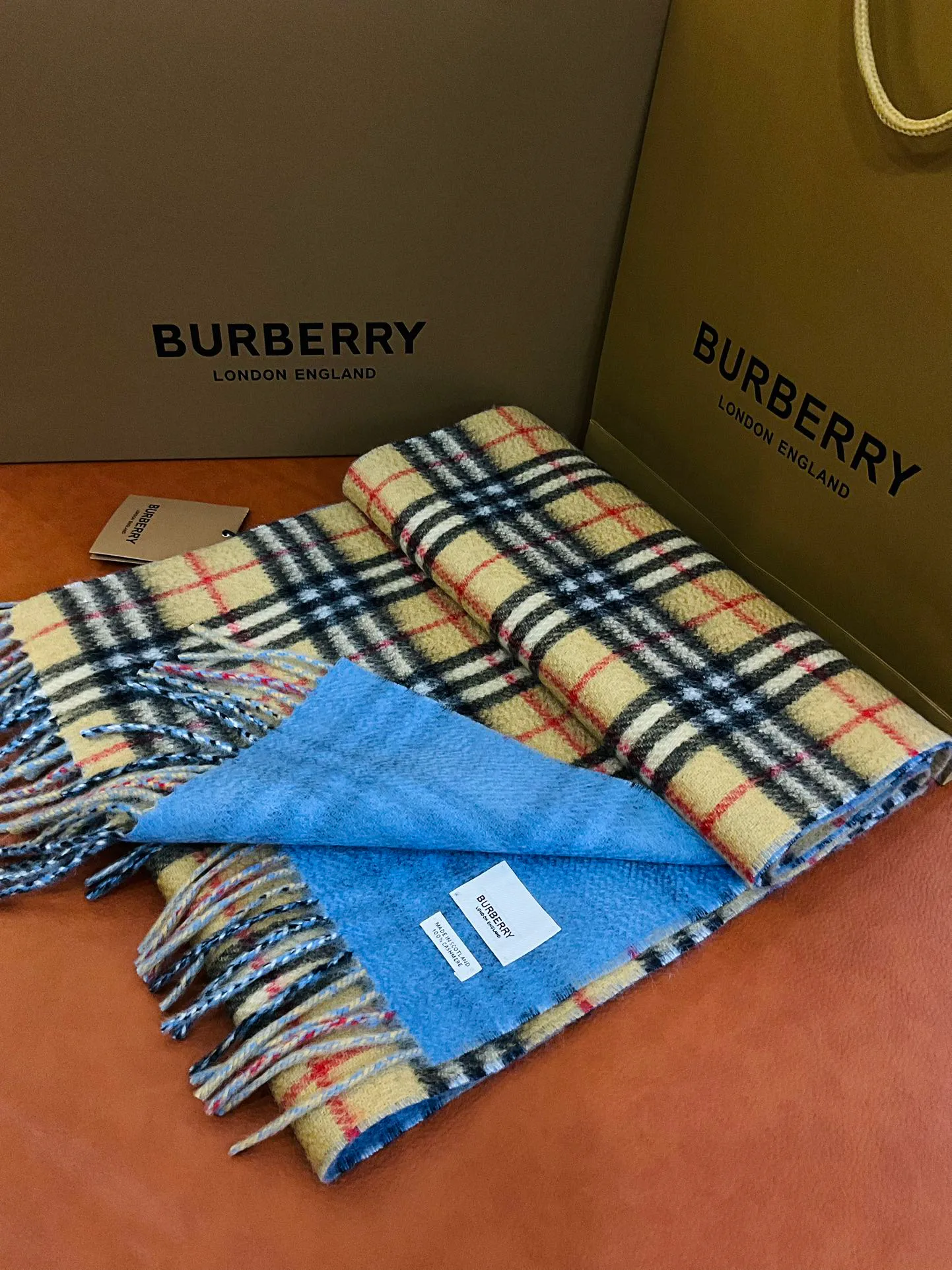 Шарфы Burberry 23154