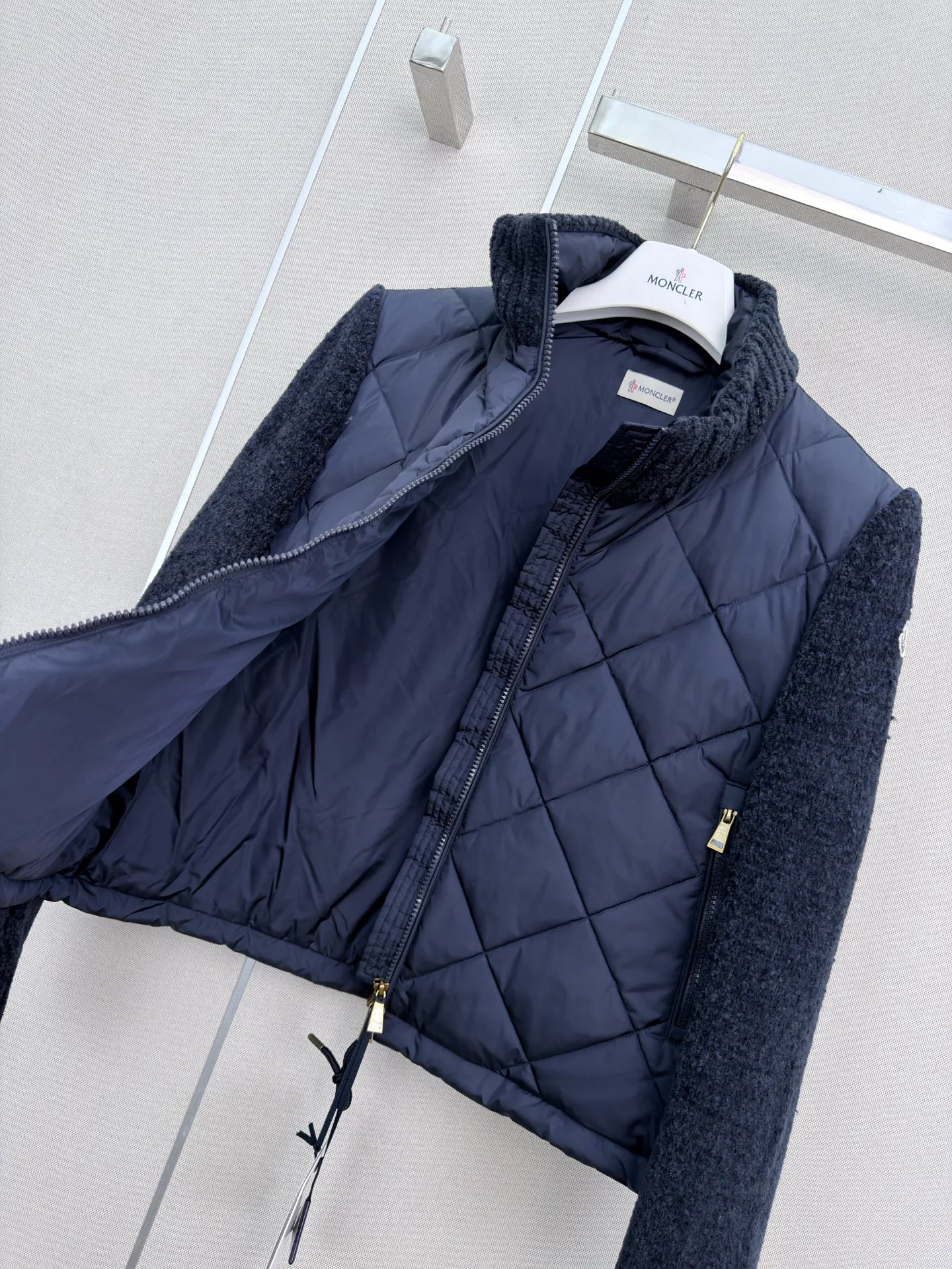 Куртки И Пуховики Женские Moncler 18203545
