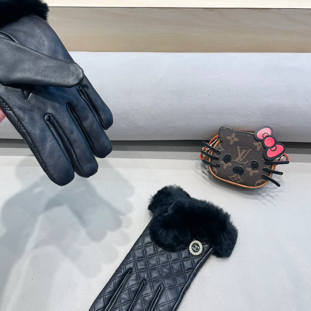 Перчатки Chanel 163784