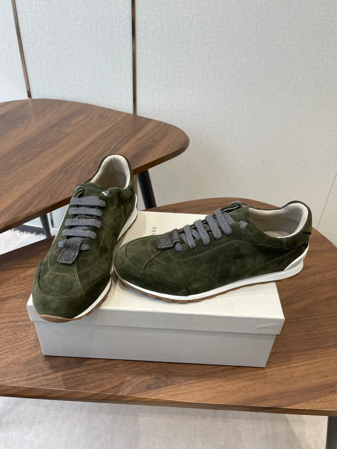 Кроссовки Женские Brunello Cucinelli 11645160