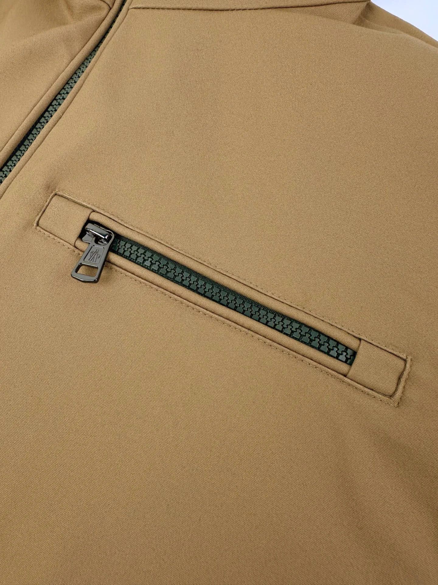 Куртки И Пуховики Женские Moncler 18487132