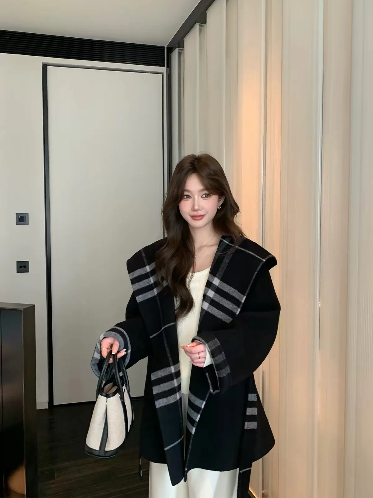 Пальто Женские Burberry 18733731