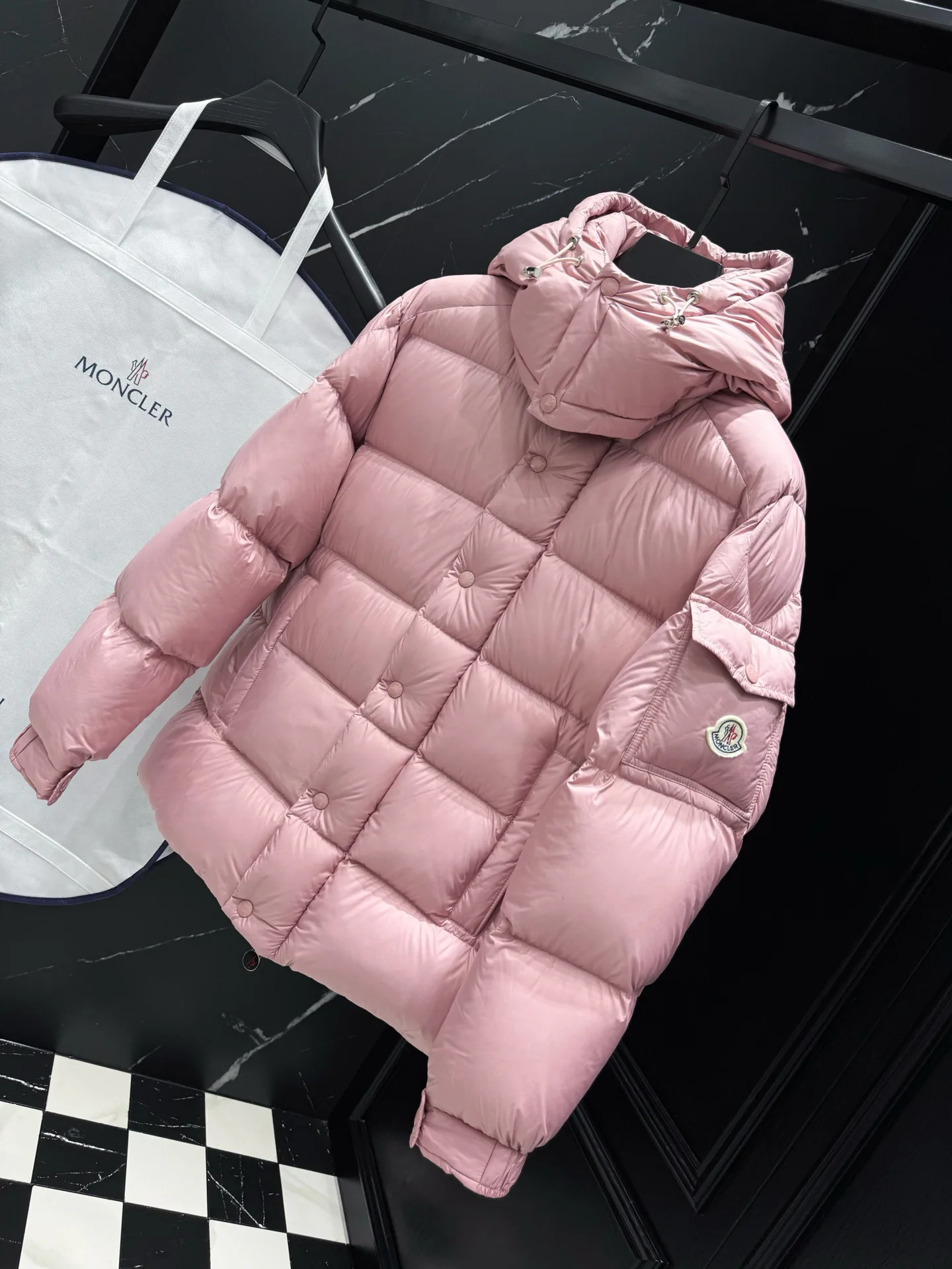 Куртки И Пуховики Женские Moncler 18035671