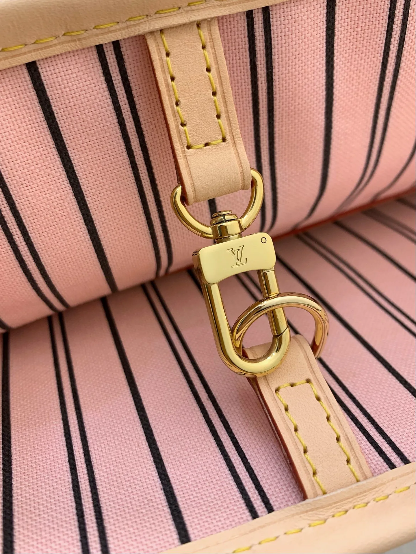 Классические Сумки Женские Louis Vuitton 17303178