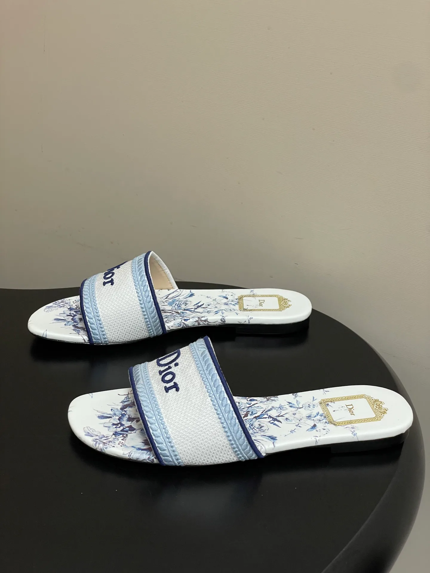 Шлепанцы Женские Christian Dior 11658812