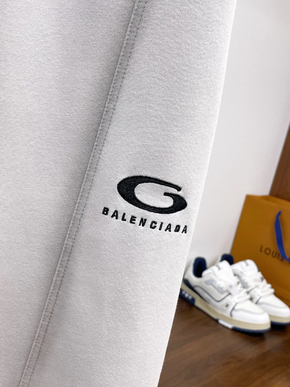 Брюки Мужские Balenciaga 17510205