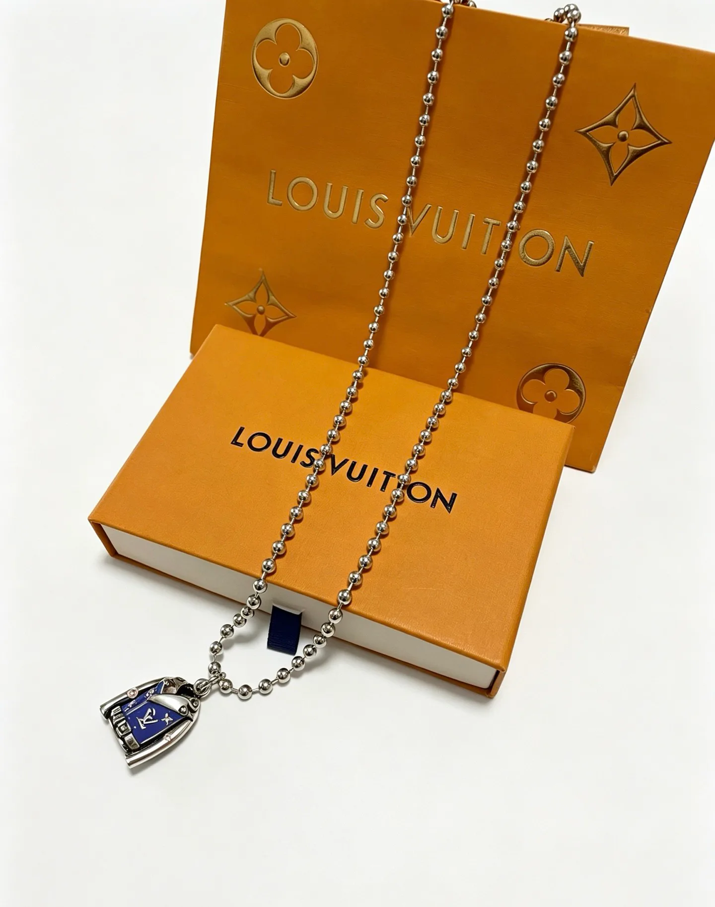 Бижутерия Louis Vuitton 18609761