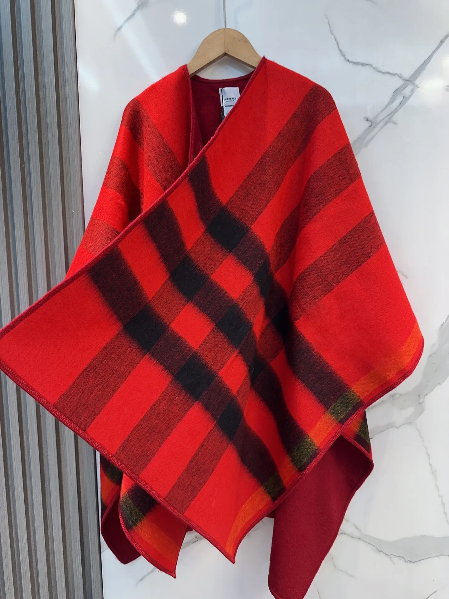 Шарфы Burberry 475674