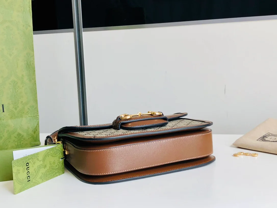 Классические Сумки Женские Gucci 17424821