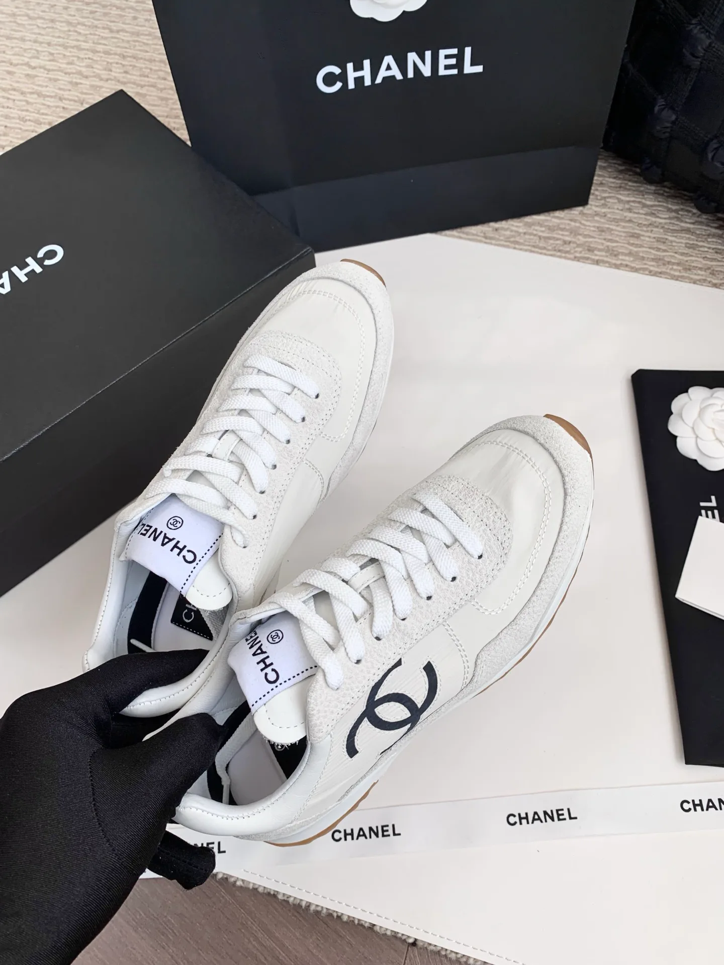 Кроссовки Женские Chanel 11561504