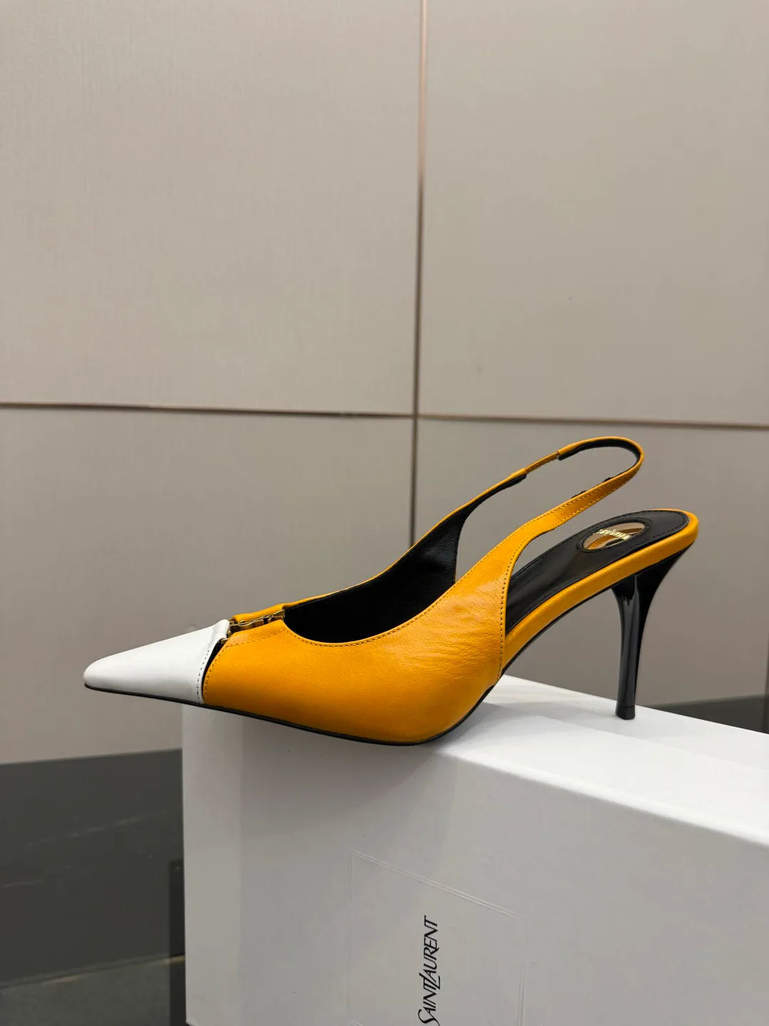 Босоножки Женские Saint Laurent 11409920