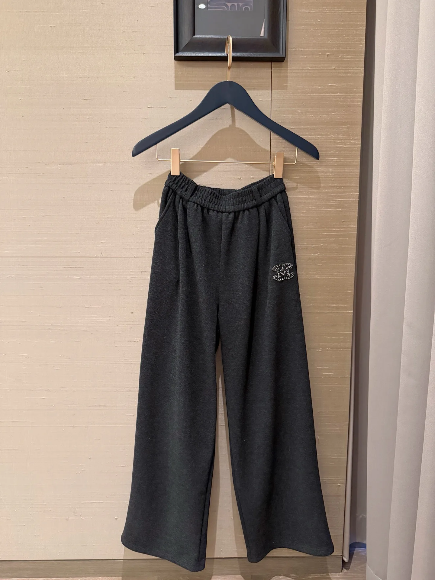Брюки Женские Chanel 19056029