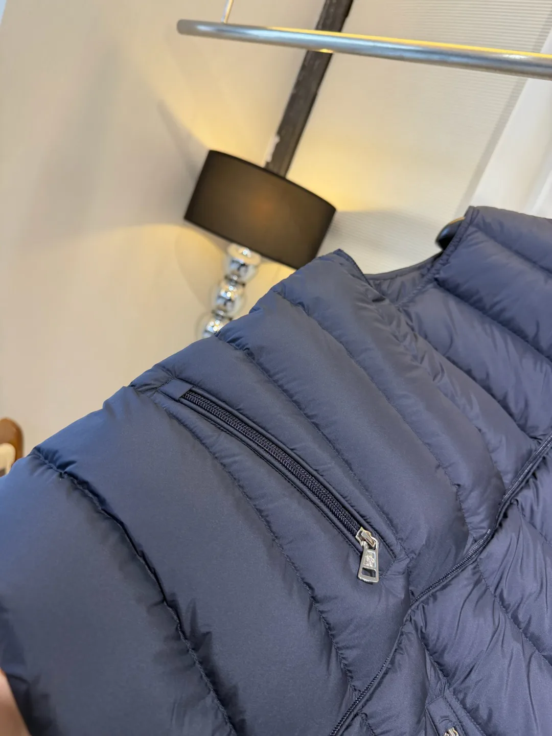Жилеты Женские Moncler 18370517