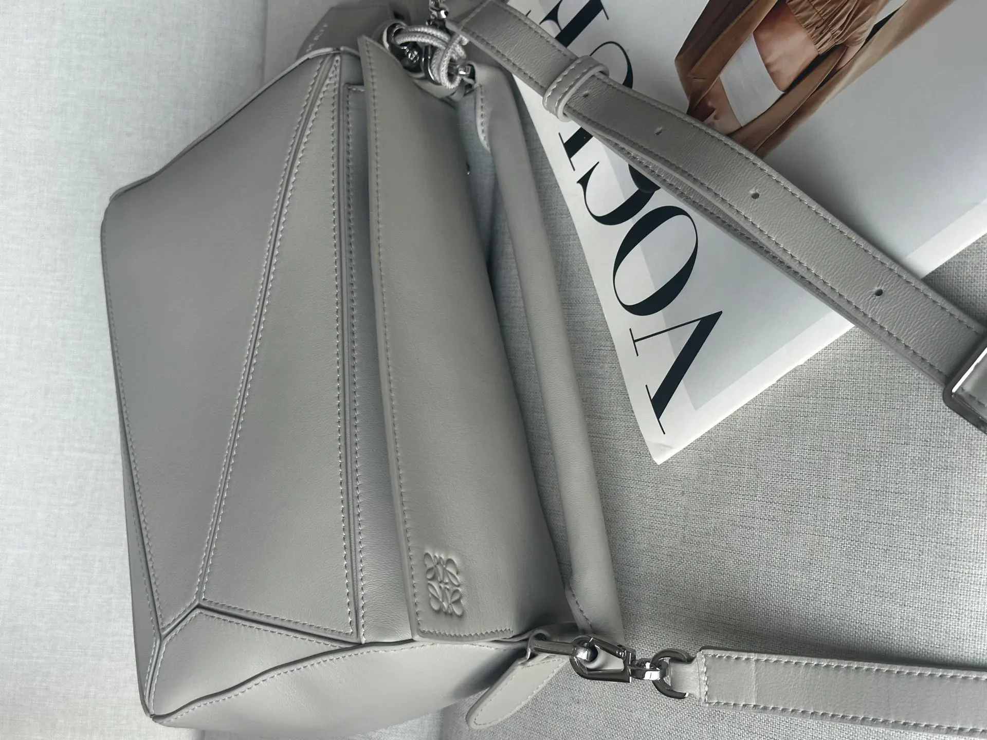 Классические Сумки Женские Loewe 1889651