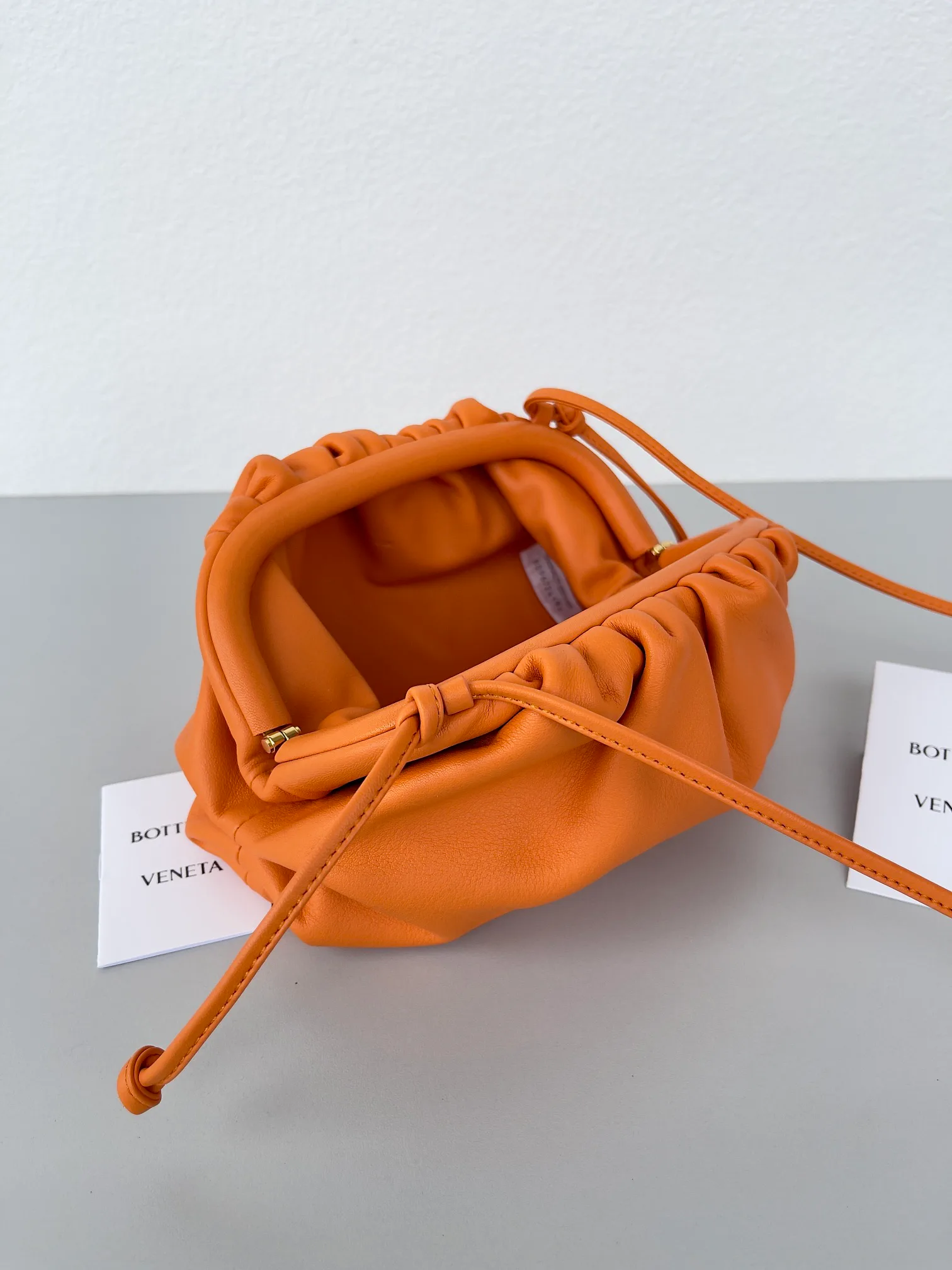 Сумки На Ремне Женские Bottega Veneta 368737