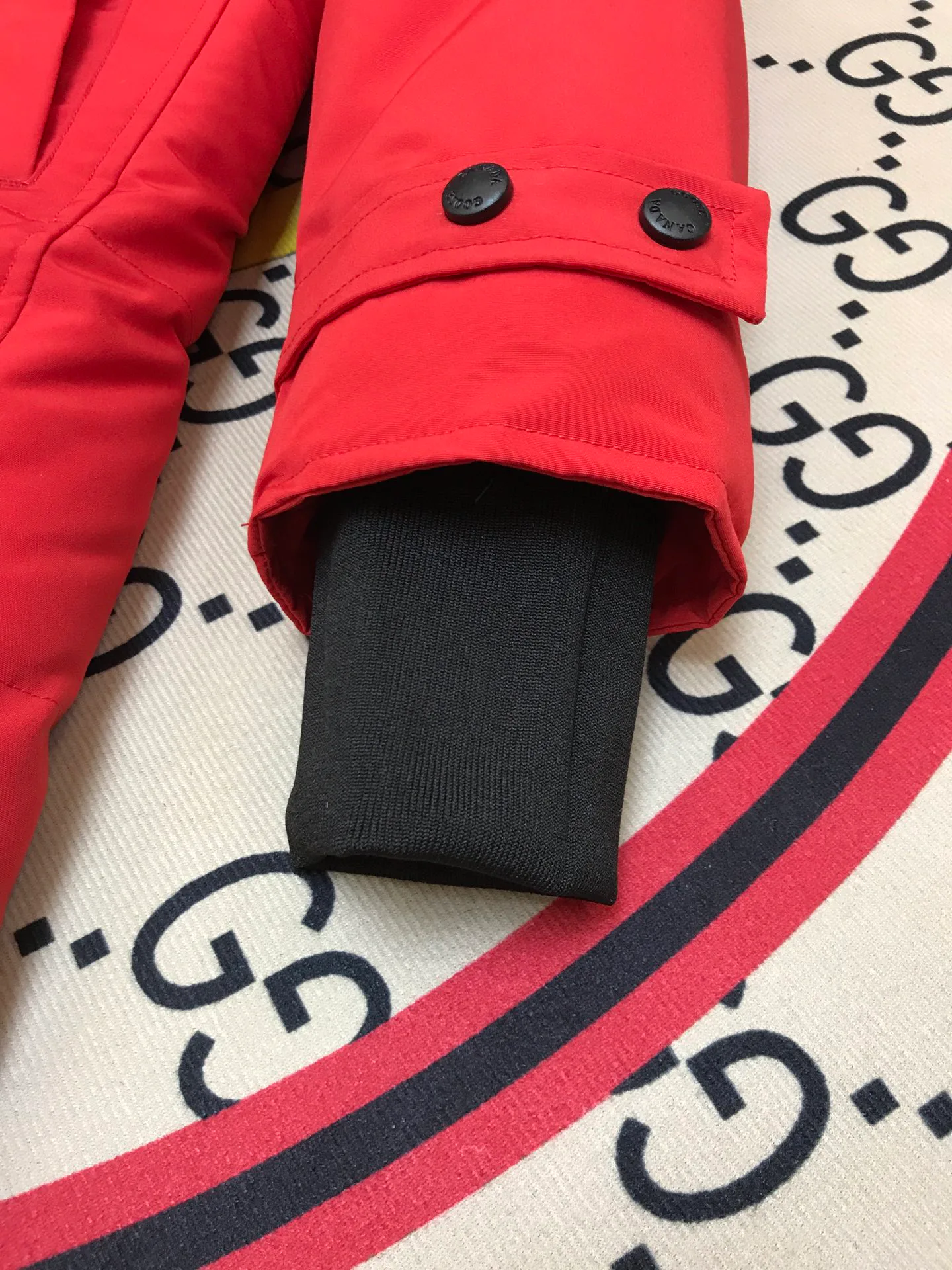 Куртки И Пуховики Женские Canada Goose 6556256