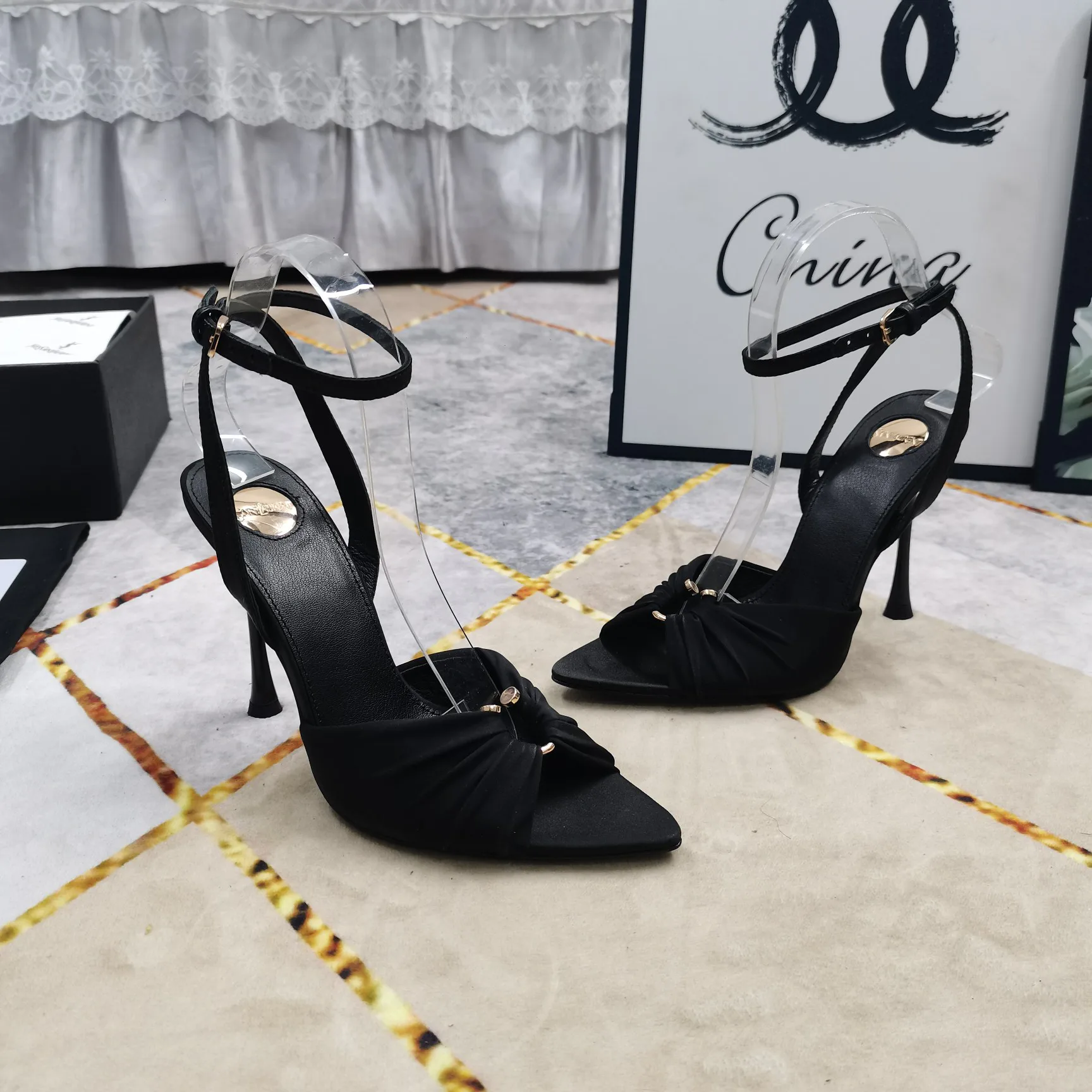 Босоножки Женские Saint Laurent 29063