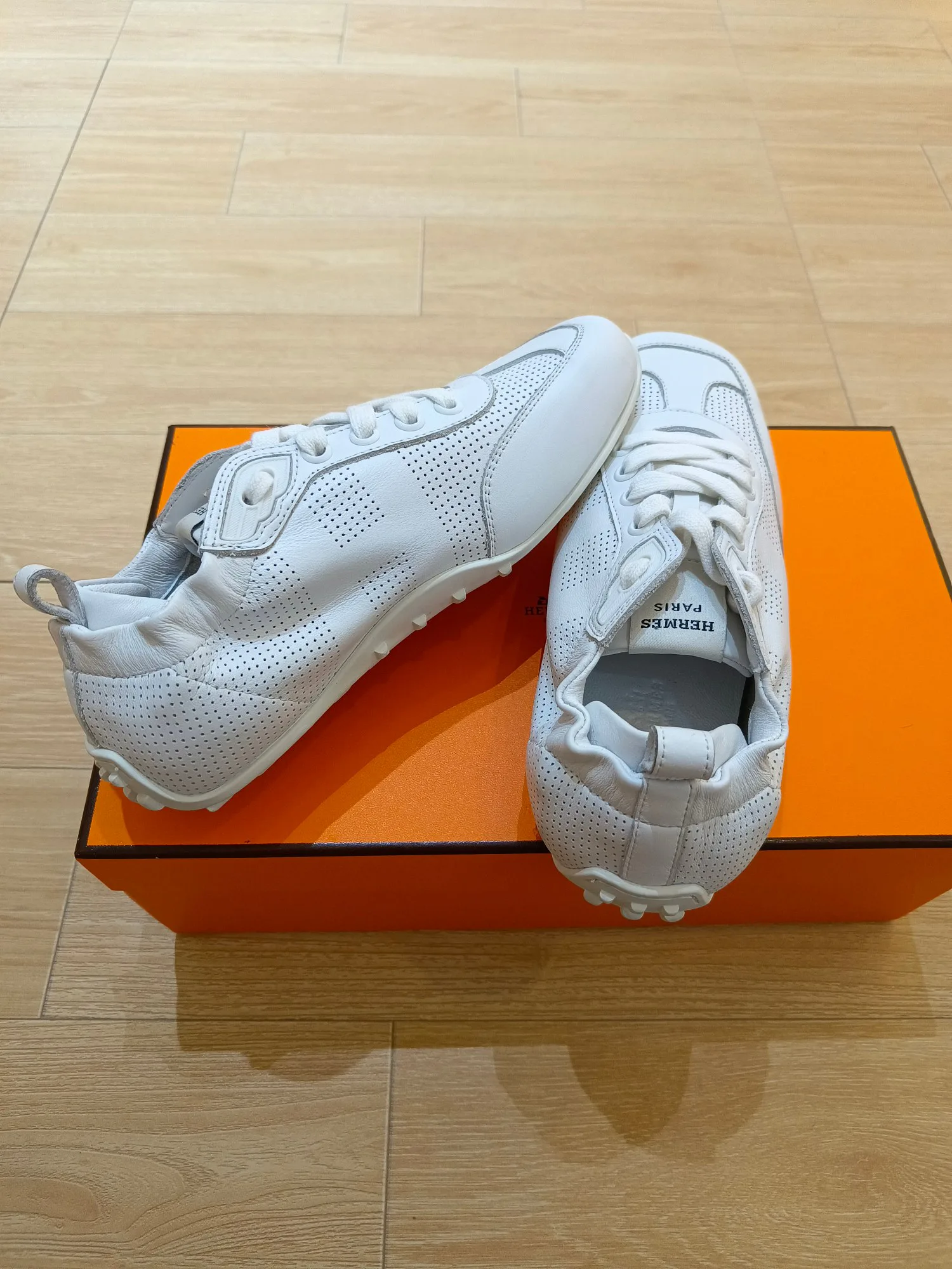 Кроссовки Женские Hermes 1285115