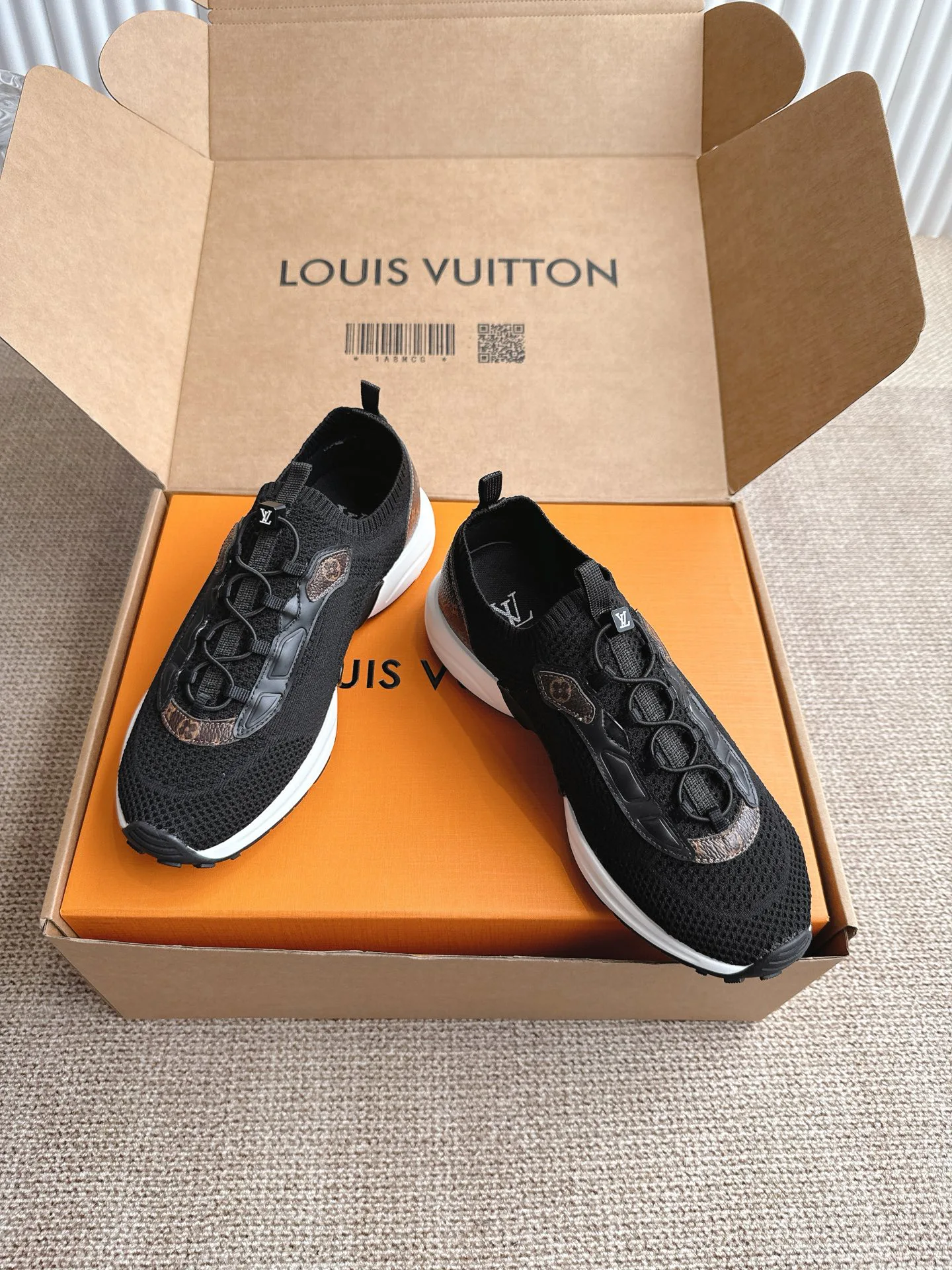 Кроссовки Женские Louis Vuitton 402158