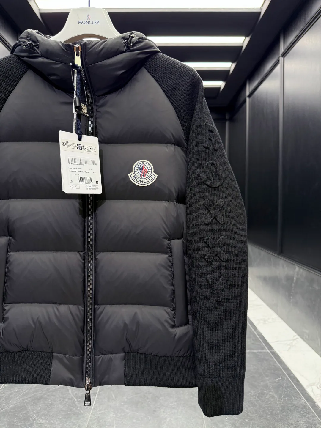 Куртки И Пуховики Женские Moncler 1521827
