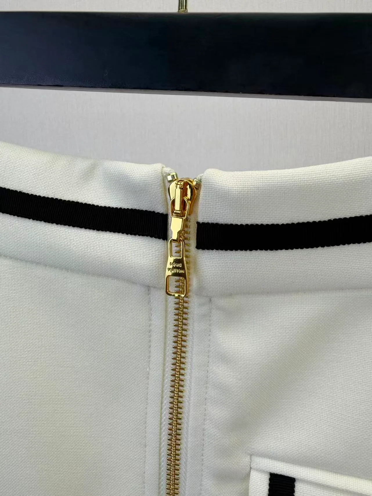 Юбки Женские Louis Vuitton 13456404