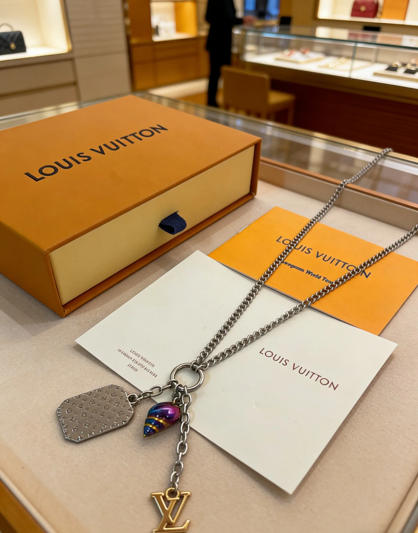 Бижутерия Louis Vuitton 11698083