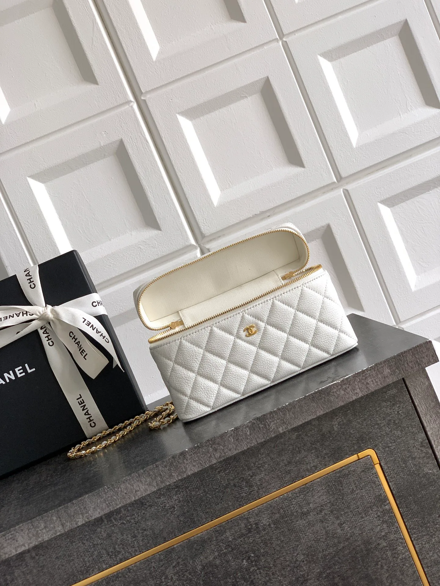 Классические Сумки Женские Chanel 13558196