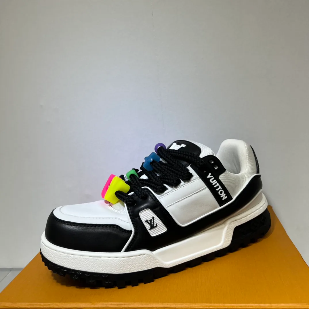 Кроссовки Женские Louis Vuitton 19948