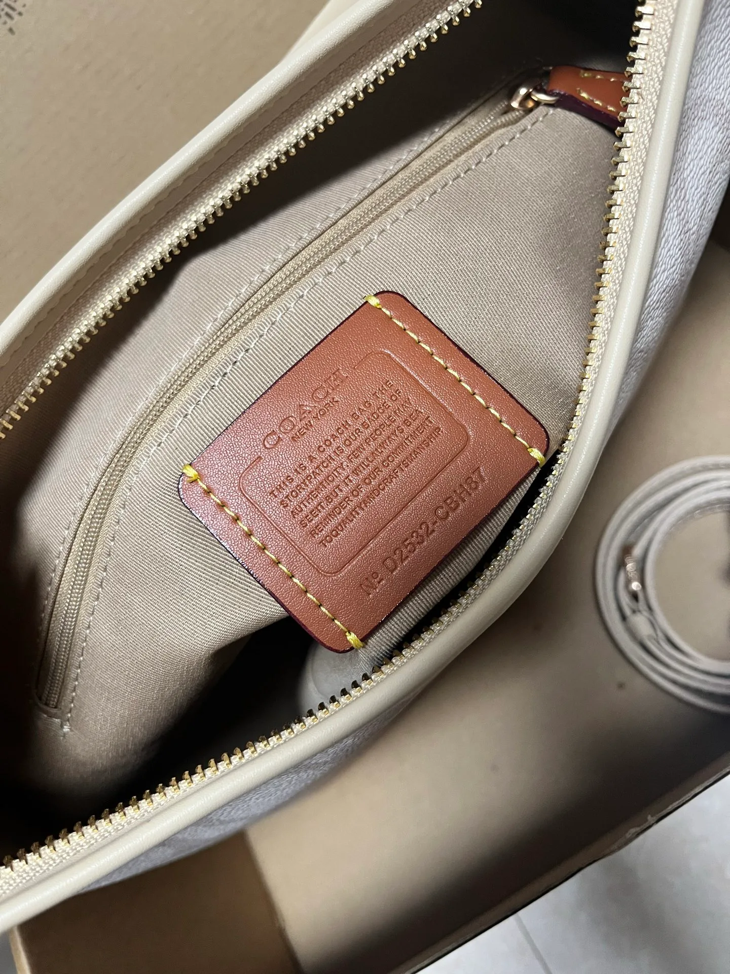 Сумки На Ремне Женские Coach 347239